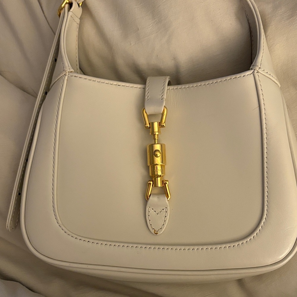 Gucci White Leather Shoulder Bag with Gold Hardware